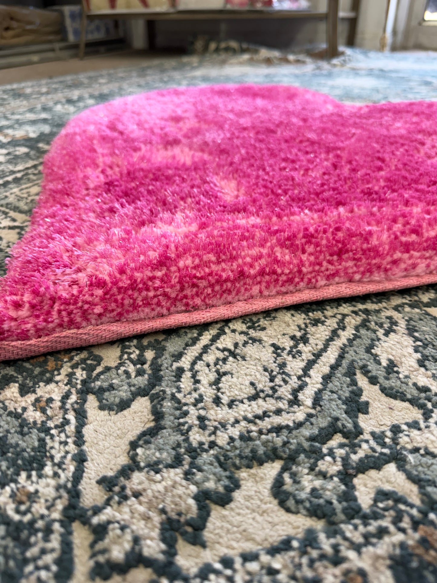 Chartreuse Heart Shag Area Rug – Hot Pink (Heart-Shaped Accent Rug)