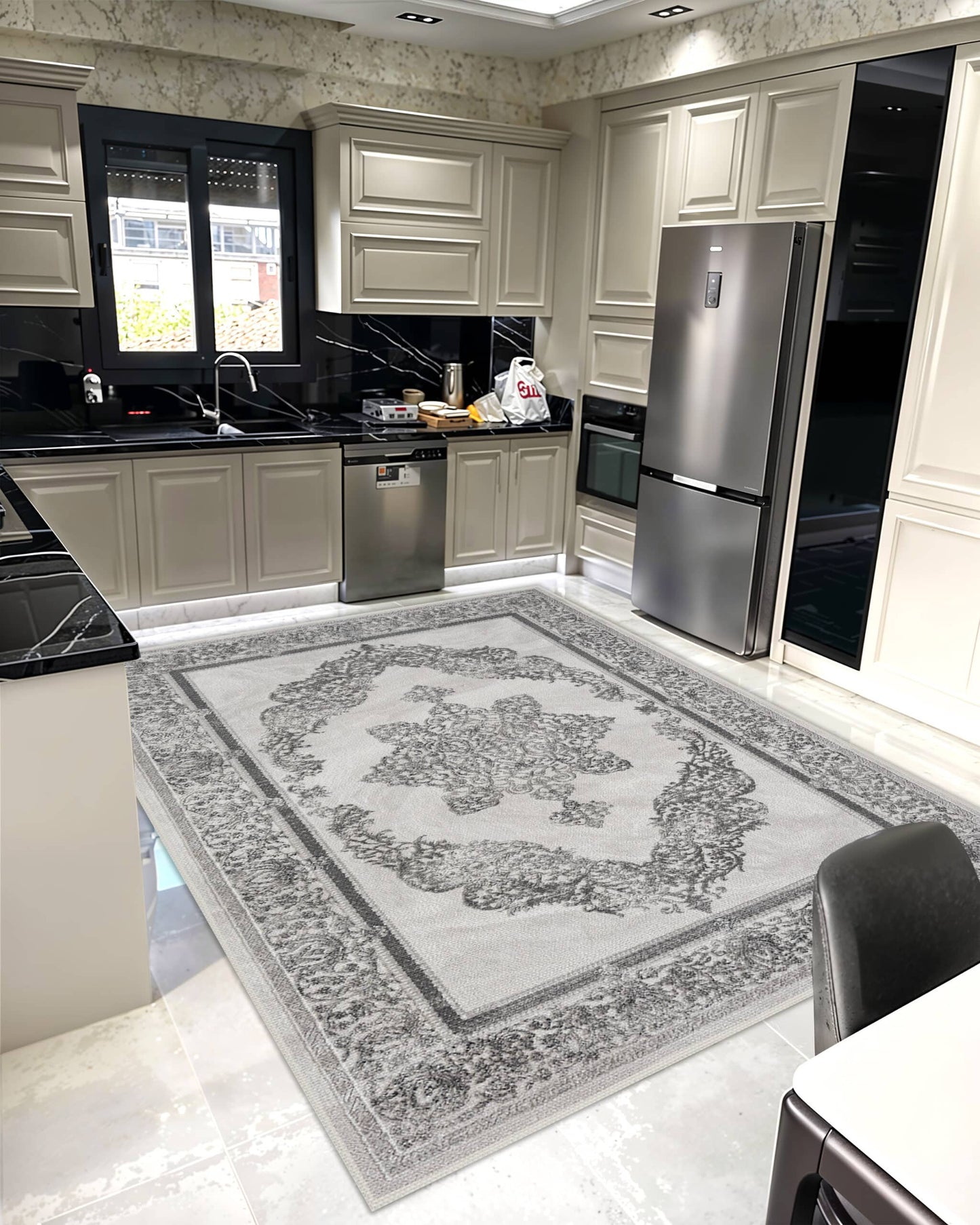 SIGNATURE Rug DESIGN 5205