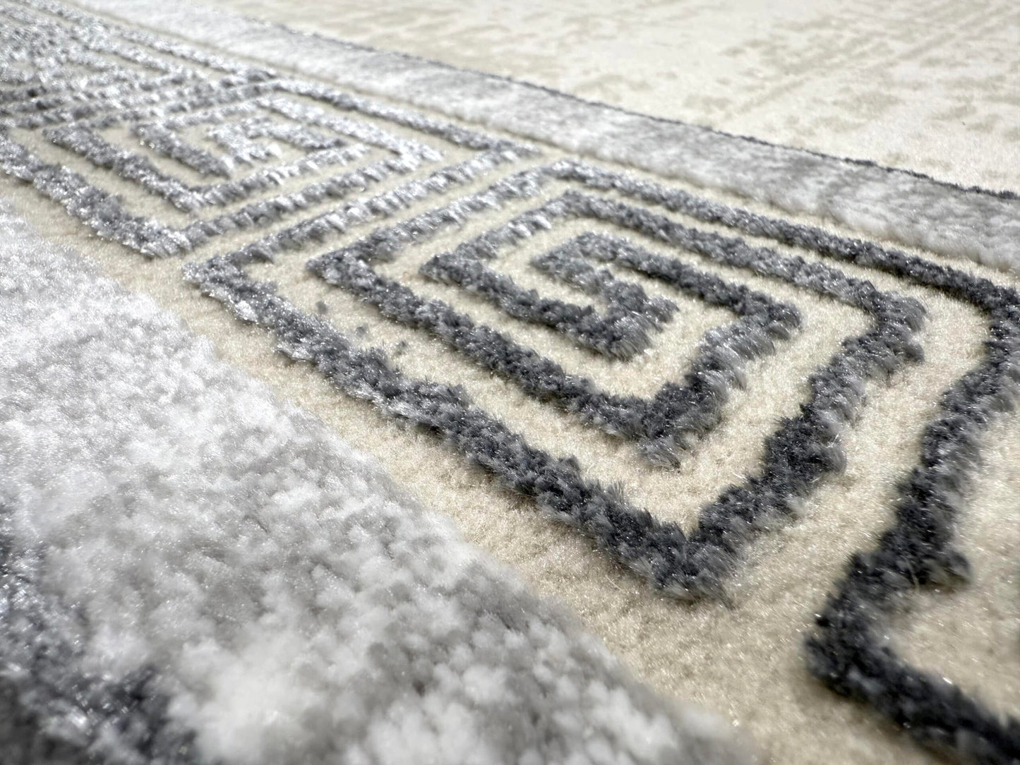 SIGNATURE Rug DESIGN 5206