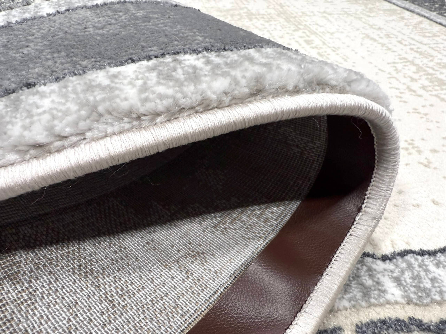 SIGNATURE Rug DESIGN 5206