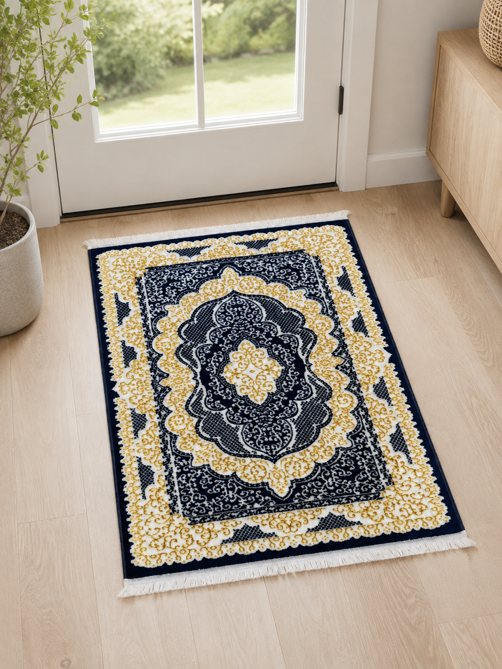Royal Crown Fringe Rug