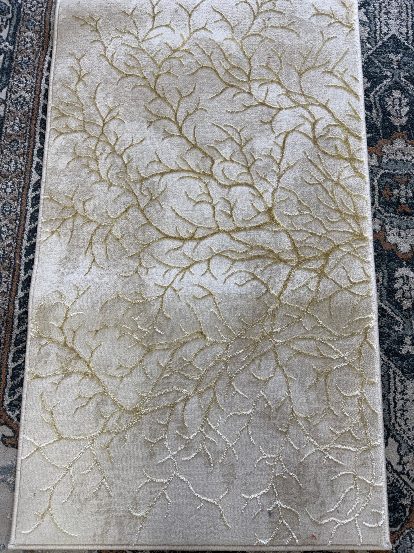 Coral Reef Area Rug – Cream and Metallic Gold (2x3)