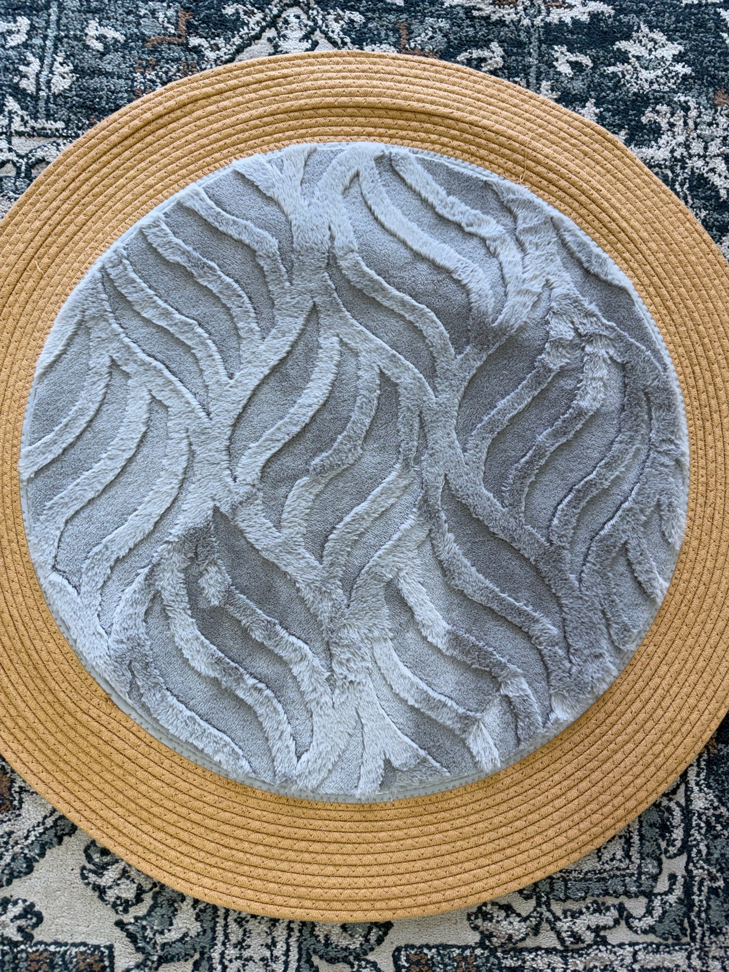 Cosmos Round Area Rug – Cream and Grey (Round Accent Rug)