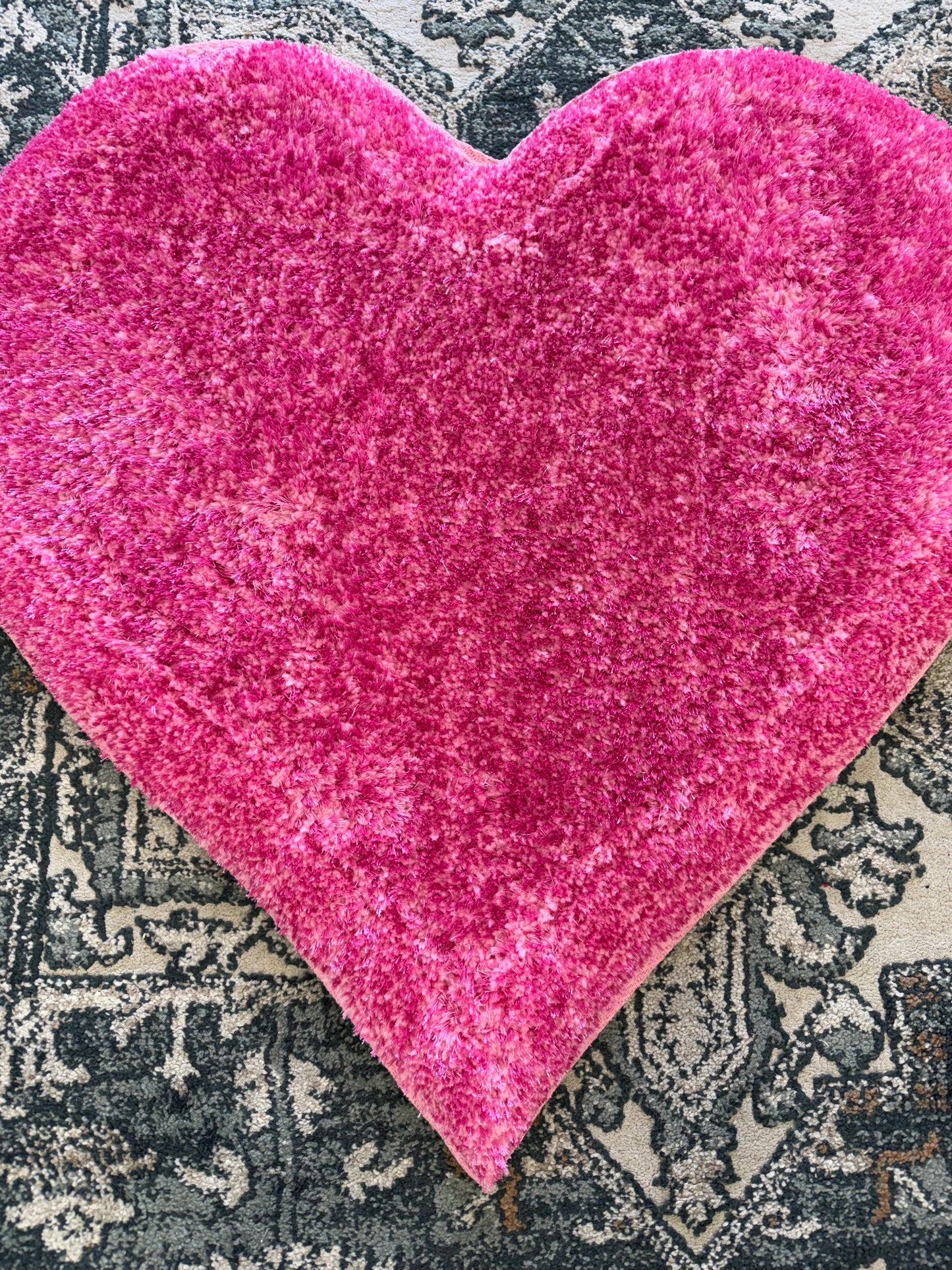 Chartreuse Heart Shag Area Rug – Hot Pink (Heart-Shaped Accent Rug)