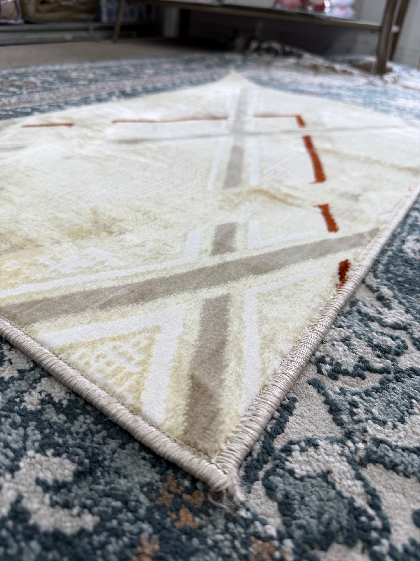Coral Reef Area Rug – Cream, Tan, and Burgundy (2x3)