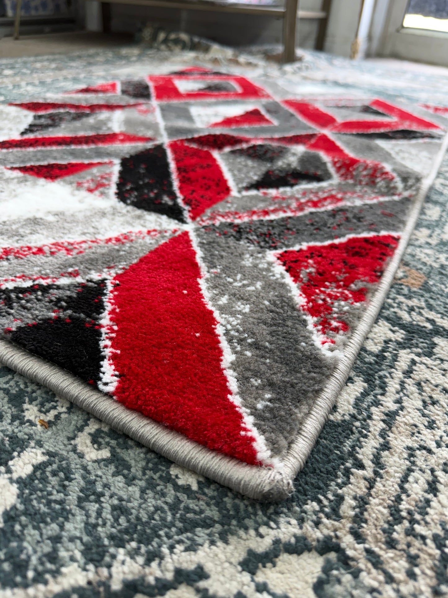 Regal Area Rug – Red, Black, and Grey (2x3)