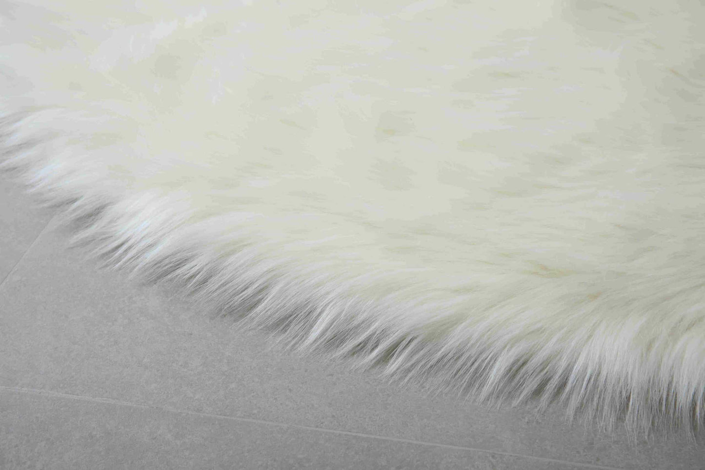 FAUX FUR Rug ROUND