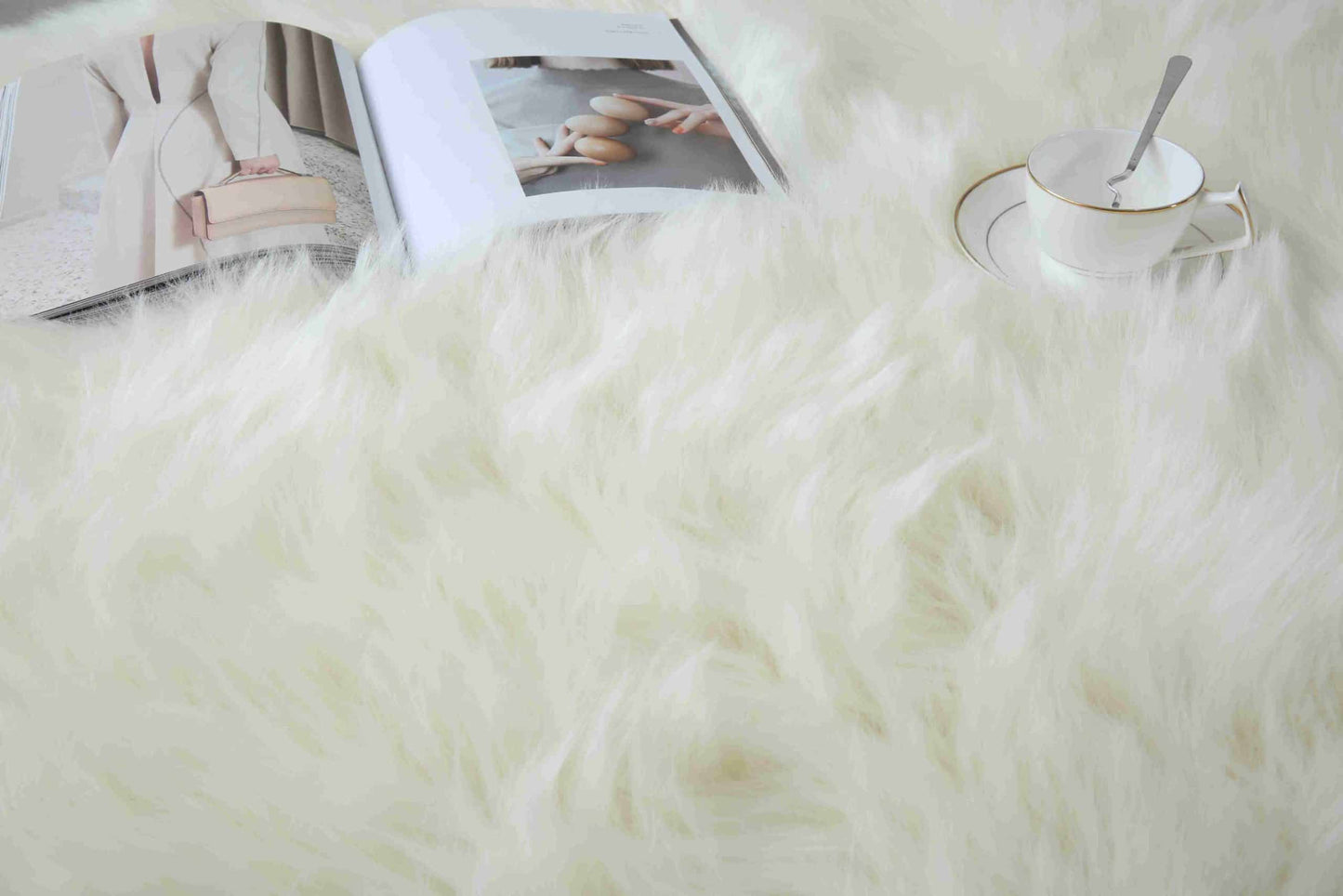 FAUX FUR Rug ROUND